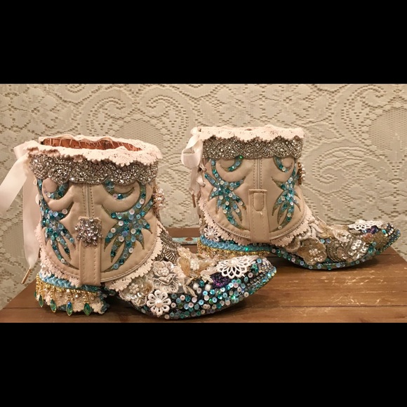 Embellished custom Bridal Bling Cowgirl Boots 6M - Picture 3 of 7